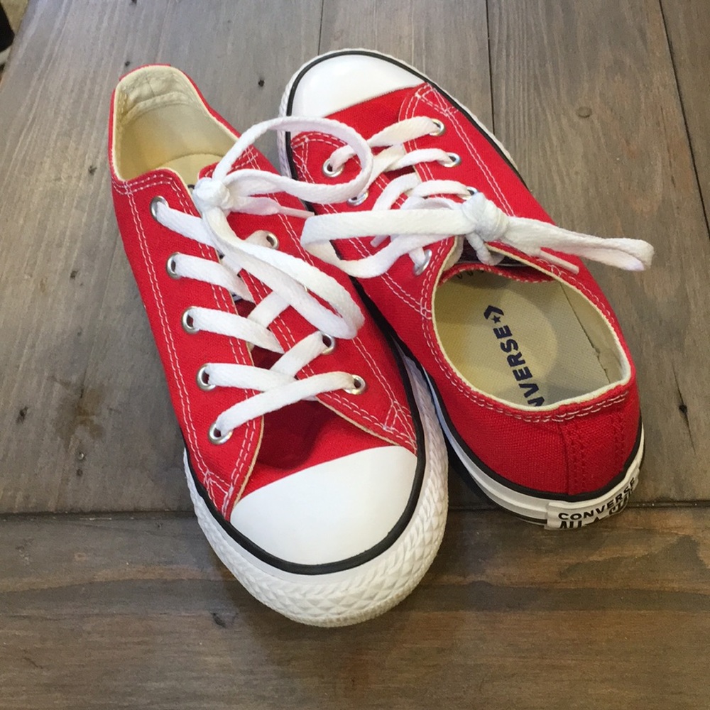 Youth Converse All Star Shoes (Red) size 1.5Y